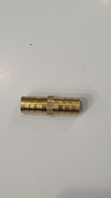 СОЕДИНИТЕЛЬ ЛАТУНЬ D12